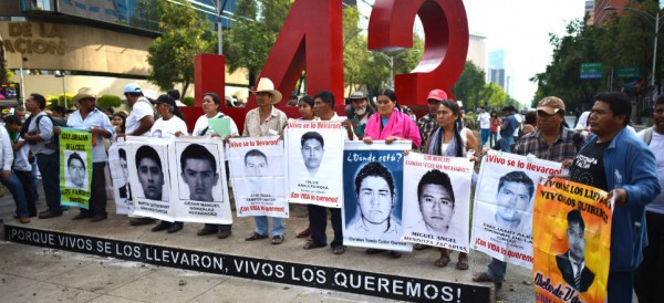 43 Ayotzinapa - 7 meses