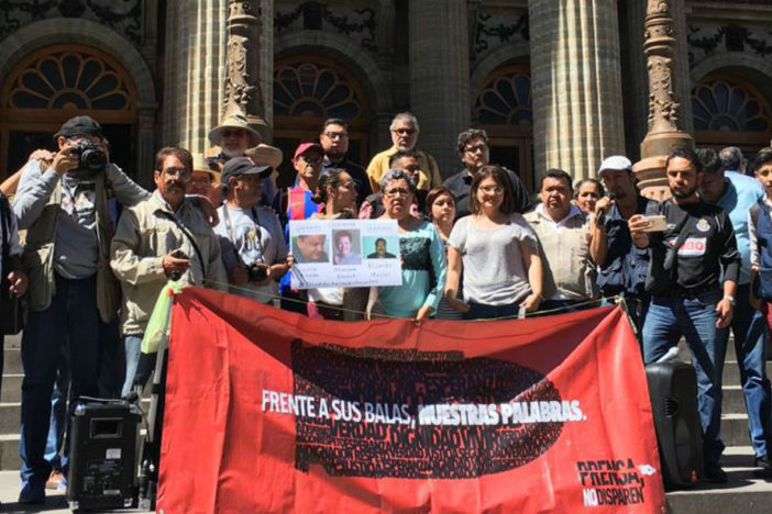 protesta-guanajuato-periodistas-702x468