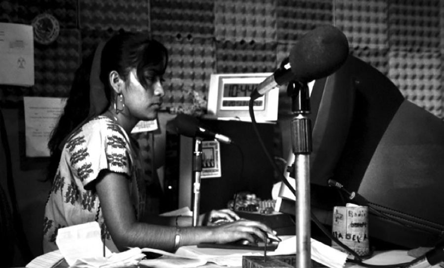 Radio comunitaria01vocesetnicas