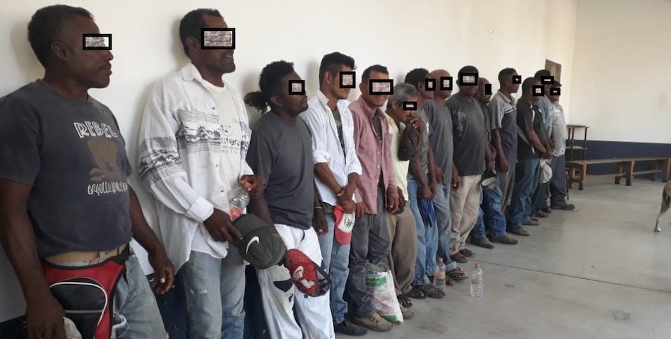 campesinos negros detenidos